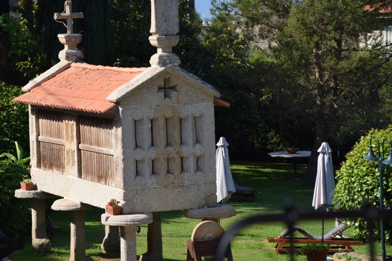 Casa Videira - Hotel rural cerca del mar Bueu Esterno foto