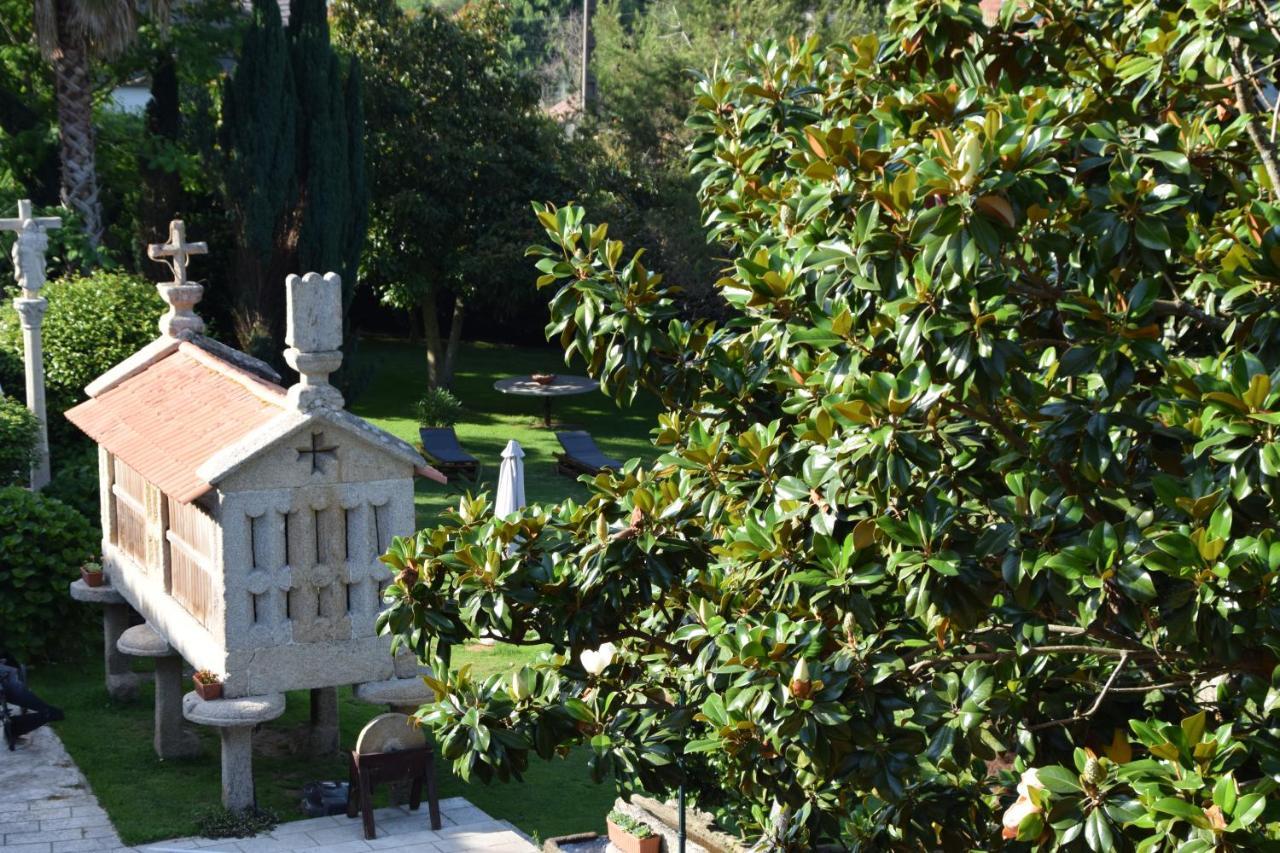 Casa Videira - Hotel rural cerca del mar Bueu Esterno foto