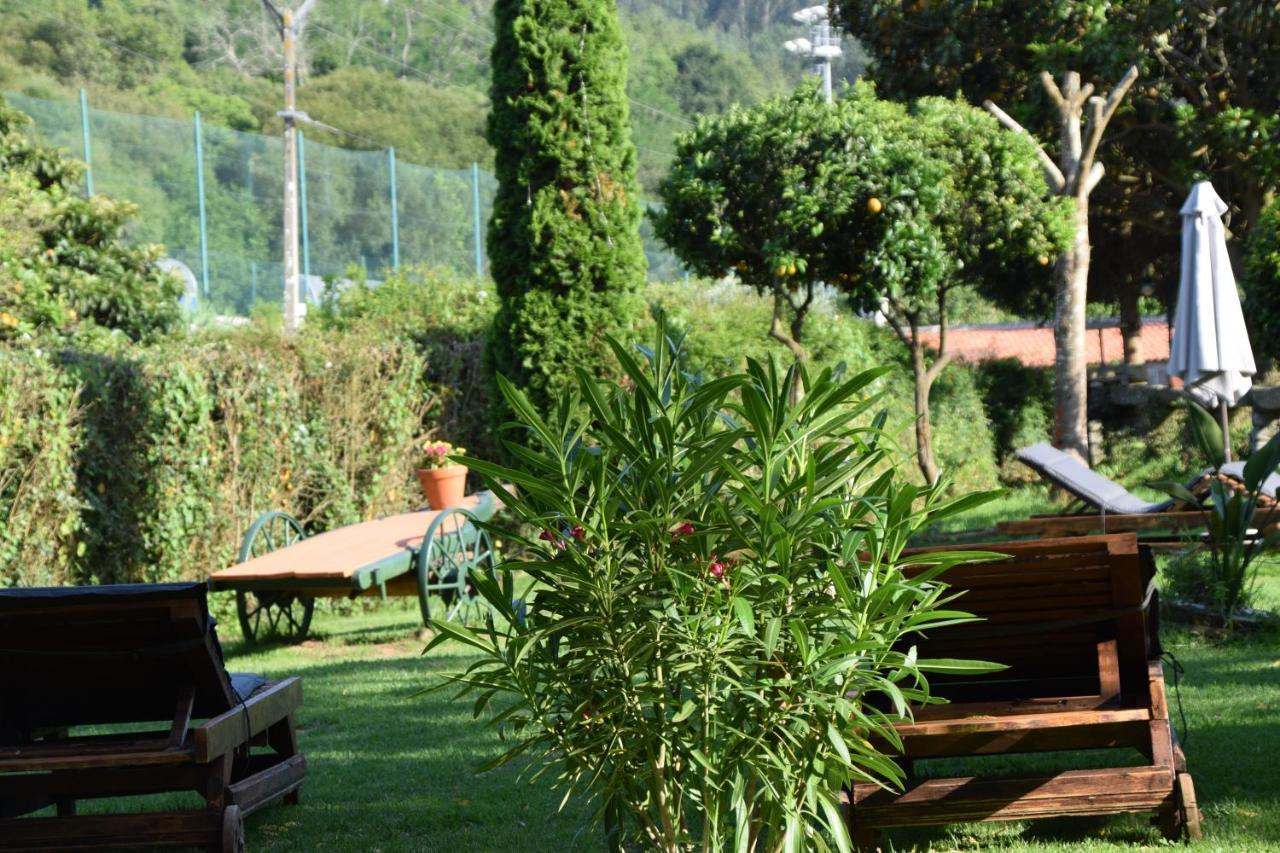 Casa Videira - Hotel rural cerca del mar Bueu Esterno foto