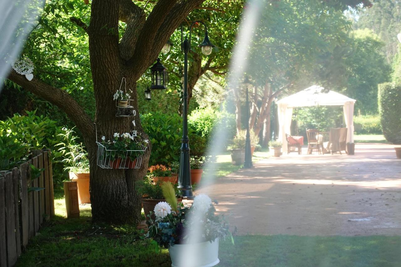 Casa Videira - Hotel rural cerca del mar Bueu Esterno foto