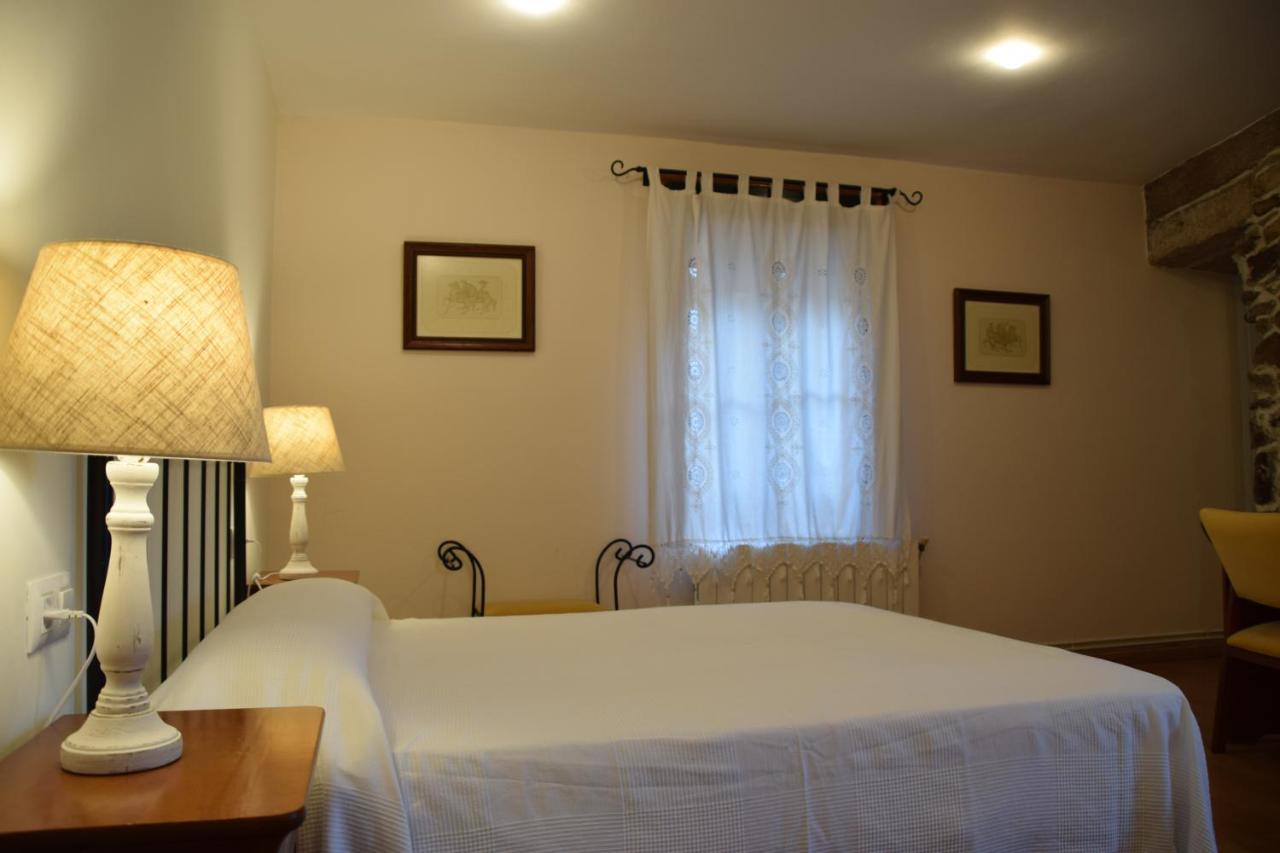 Casa Videira - Hotel rural cerca del mar Bueu Esterno foto