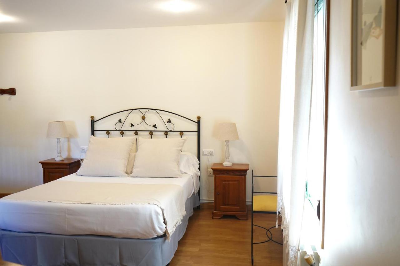 Casa Videira - Hotel rural cerca del mar Bueu Esterno foto